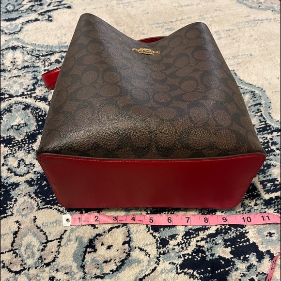 COACH 91512 TOWN BUCKET BAG IN SIGNATURE CANVAS BROWN 1941 RED - Picture 15 of 16